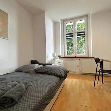 Leaf Room - 20 Minutes To Gdansk Old Town & Seaside Esterno foto
