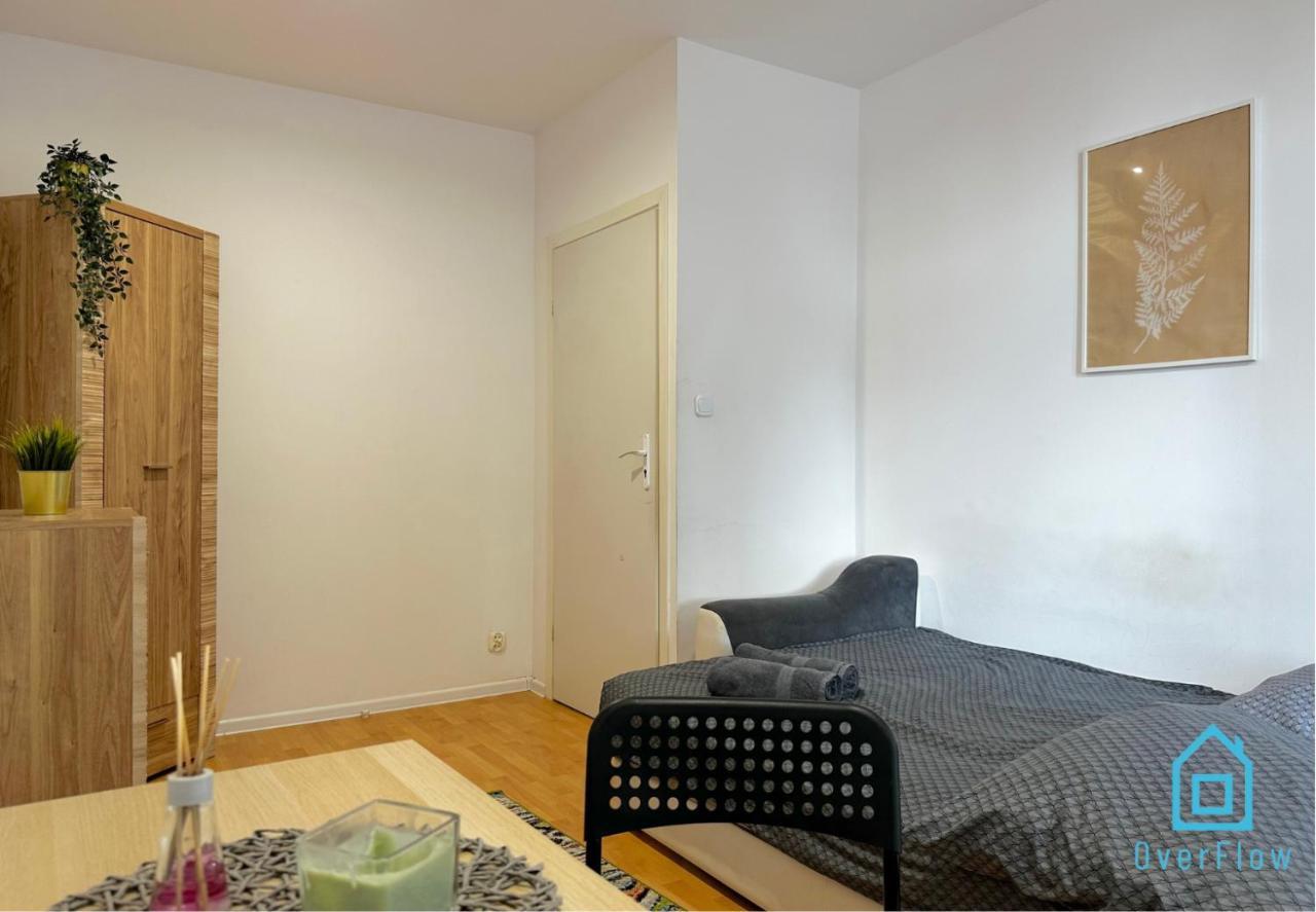 Leaf Room - 20 Minutes To Gdansk Old Town & Seaside Esterno foto